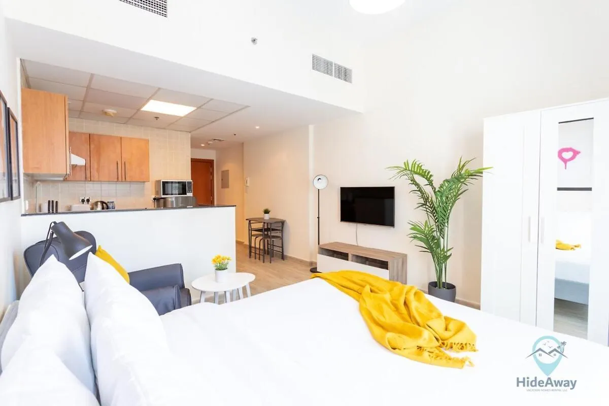 Lovely Cozy Studio L Steps To Jbr Dubai 0*,  United Arab Emirates